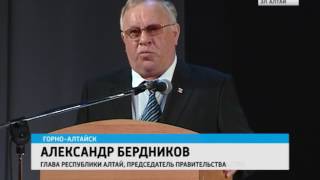 видео Впервые за 12 лет в боксе появился абсолютный чемпион мира. Кто он такой