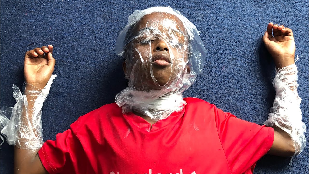 ABDULLHI YARE OO IS CADEEYE..............