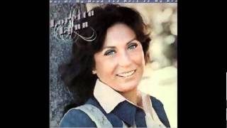 Loretta Lynn -  You Snap Your Fingers And I'm Back In Your Hands chords