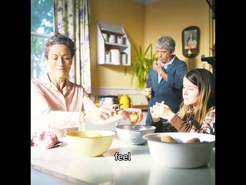 الفتاة لم تكن محبوبة من الجميع Shorts Movie Film