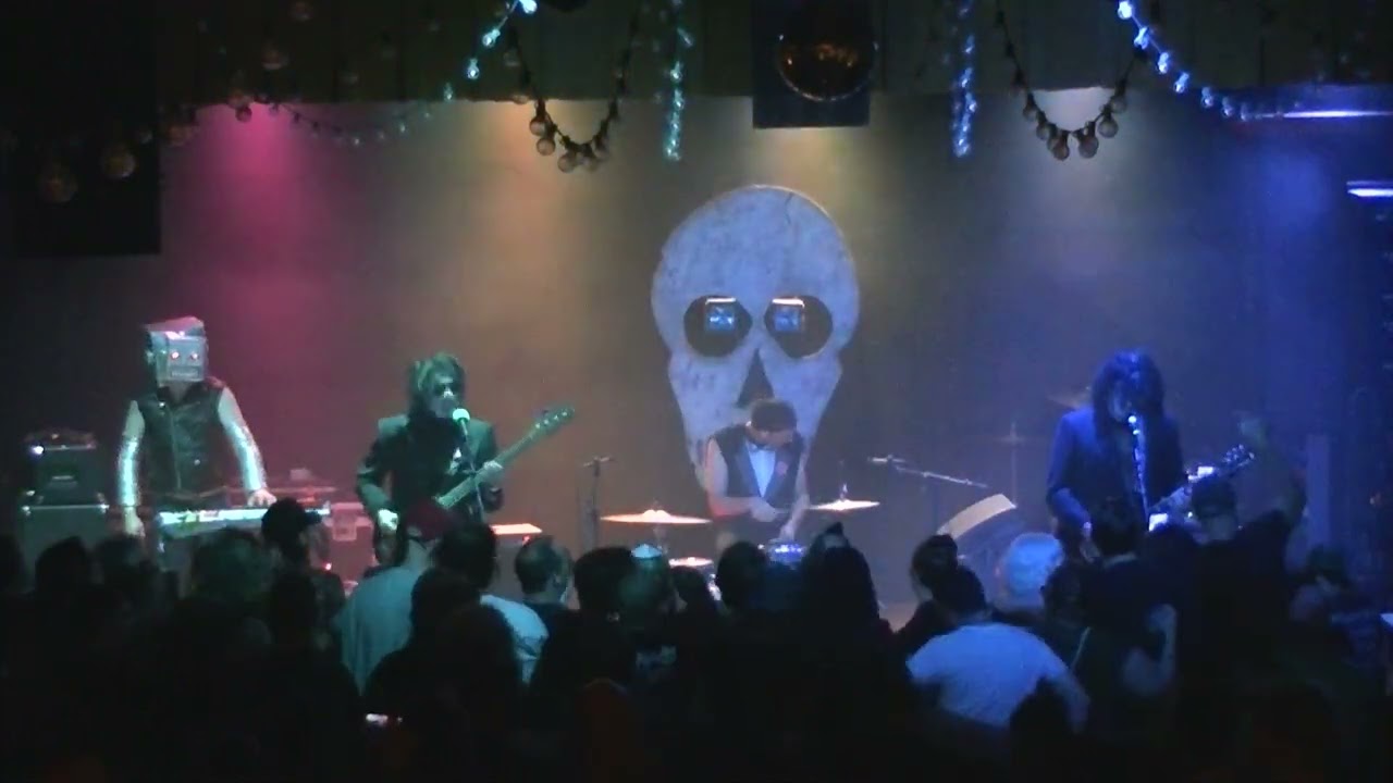 The SPITS  -Bell's Brewery - 8-5-2023 pt 1