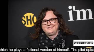 Clark Duke biography
