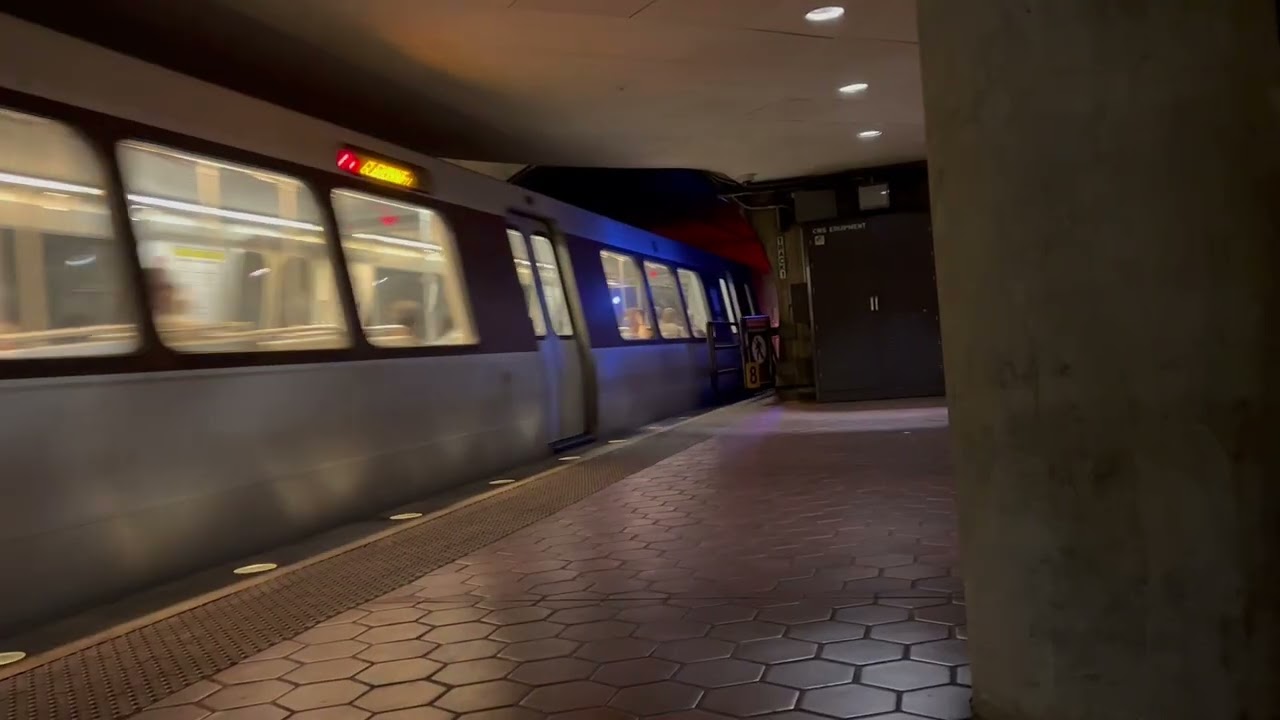 WMATA Metrorail: Alstom 6000 series arrives at Friendship Heights on the red line