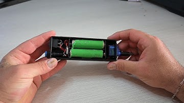 DIY electric screwdriver made with a servo