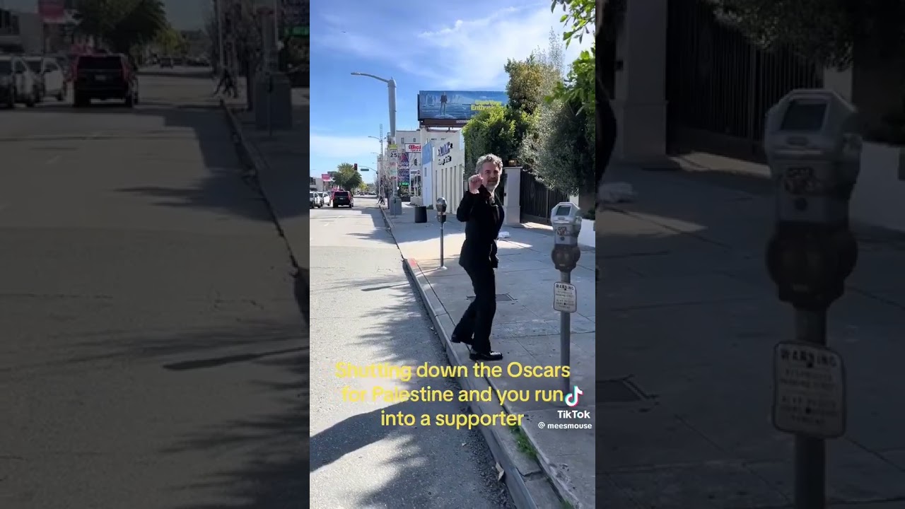 Mark Ruffalo Encourages Hollywood to Support Cease Fire