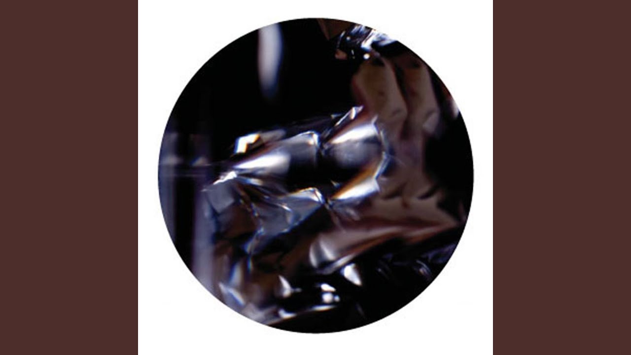 Guarda Broken (Makam Remix) su YouTube Guarda Broken (Makam Remix) su YouTube