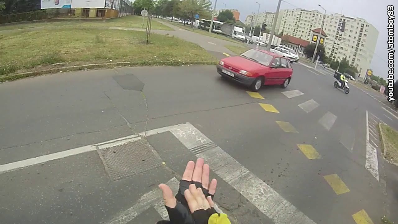 Idiot RLJ almost causes crash - YouTube