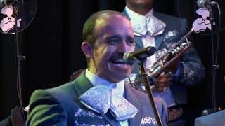 Pelea de Gallos - Mariachi Imperial Azteca ( En Vivo) chords