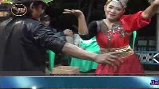 JAIPONG  ADEM AYEM JALI JALI...PERSEMBAHAN YAYAT GROUP TEMPO DULU BERSAMA SINDEN SAWEN
