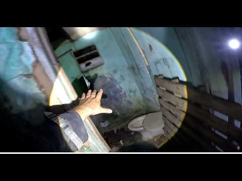 CHAMOS ficou muito assustado ao ver Vidro estourar e passado muito perto do meu rosto