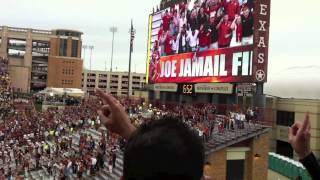 &quot;Eyes of Texas&quot; Sung by Texas Fan