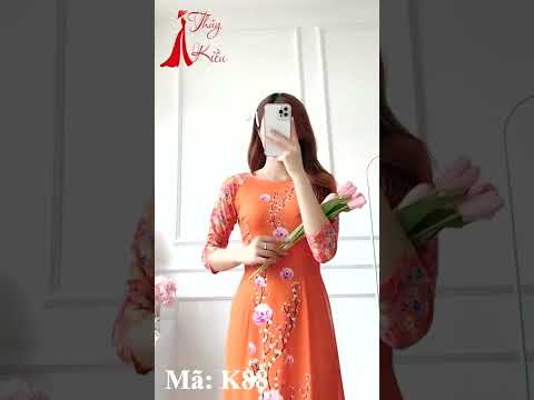 Video Áo dài nữ may sẵn thiết kế đẹp nền cam hoa đào cách... - youtube