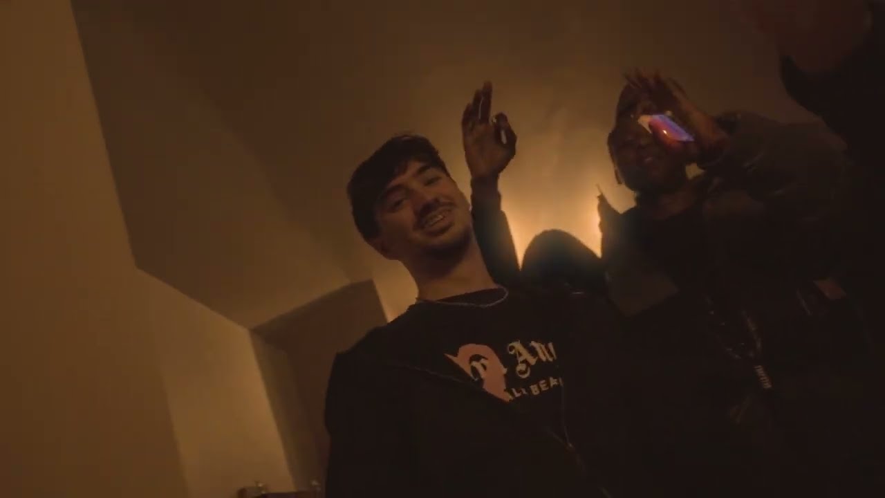 YouTubeでEdess - Side ft. KAZを視聴 YouTubeでEdess - Side ft. KAZを視聴