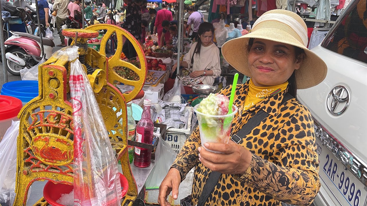 $0.25/glass Shave Ice - Cambodia. - YouTube