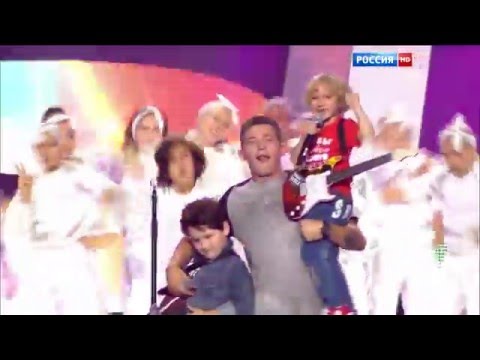 Видео: Коля Серга и Дикие Гитары - Ради красивых детей (Рождественская песенка года 2016)