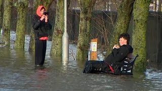 La Tempête Chandra Provoque Des Inondations Et Des Coupures De Courant Dans Toute Lirlande