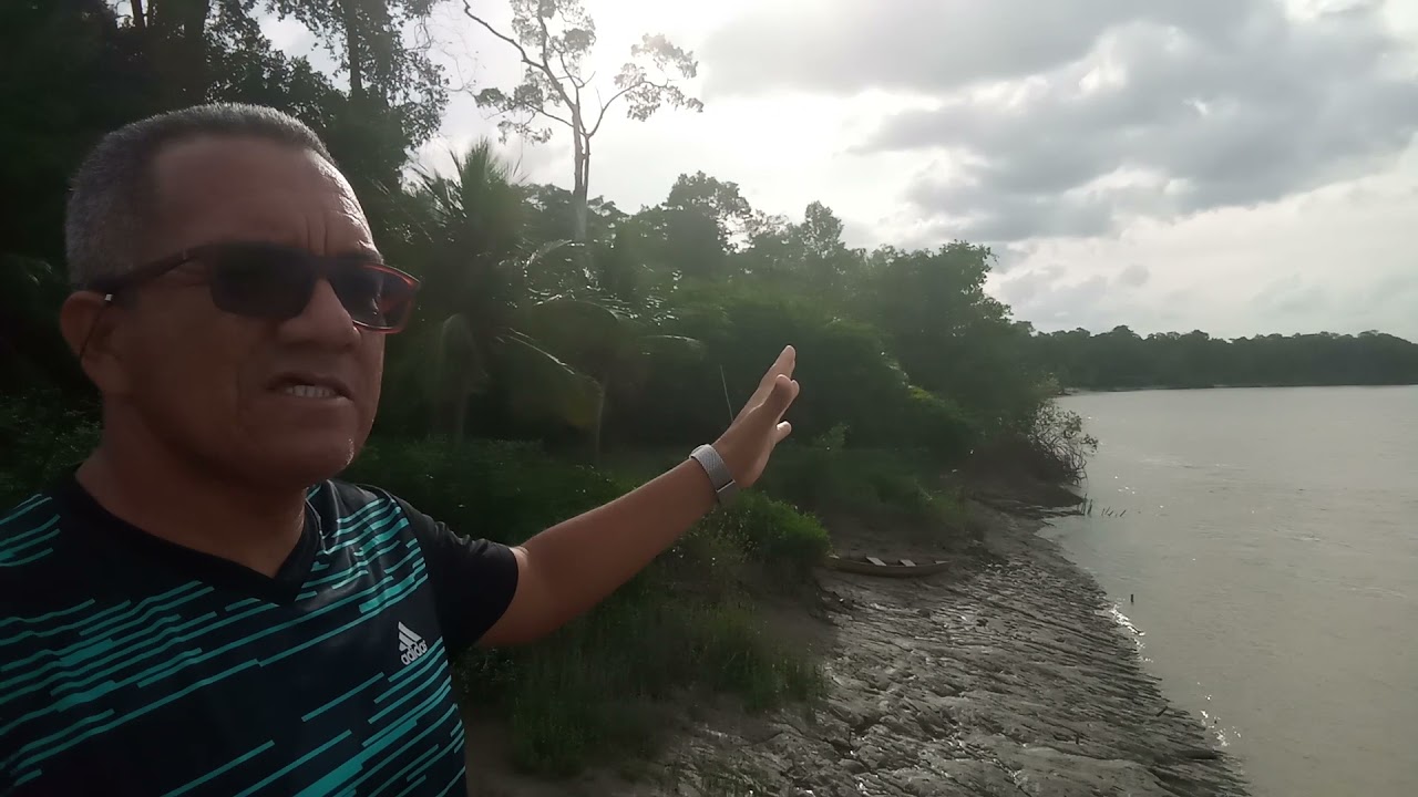 Dizem que a cobra grande mora ali