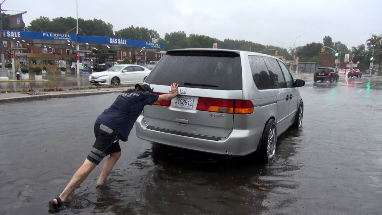 Weather News, Epic Flooding in Queens, NY from Tropical Storm Henri - 8/22/2021