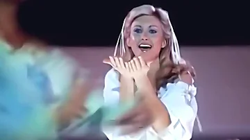 Olivia Newton-John - Xanadu (Official Music Video, 1980) 💙