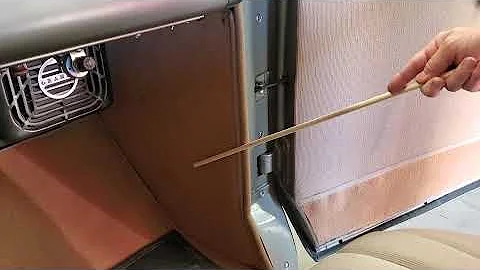 Graham Sharknose Interior  - 1930's & 1940's Car I...