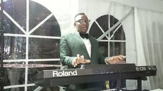 Abuti De Charcoal 🎹