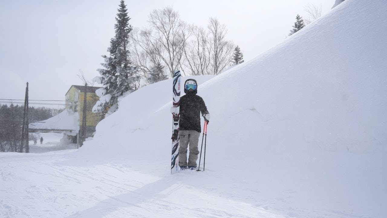 JAPOW] Powder skiing with the new fat ski [Salomon QST BLANK