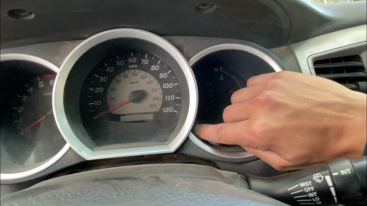 How to reset the maintenance light in a 2006 Toyota Tacoma - YouTube