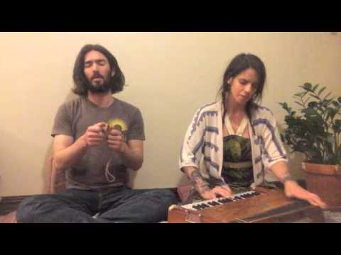Om Gam Ganapataye Namaha - Kirtan Downloads Volume One