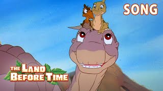 Littlefoot sings 'They're kids like us' | The Land Before Time