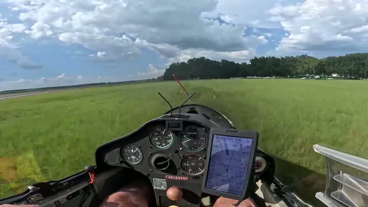 25 07 27 H265 Full Flapped Glider Landing - Schweizer SGS 1-35C