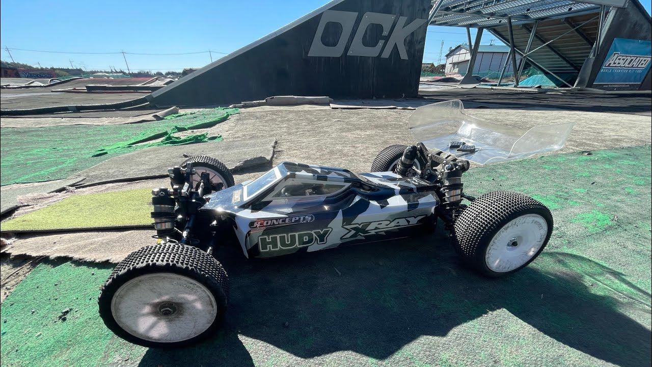 【OCK鹿沼】新春初滑り、XRAY XB4 ‘26。4駆もうるさいモータで頑張ります。