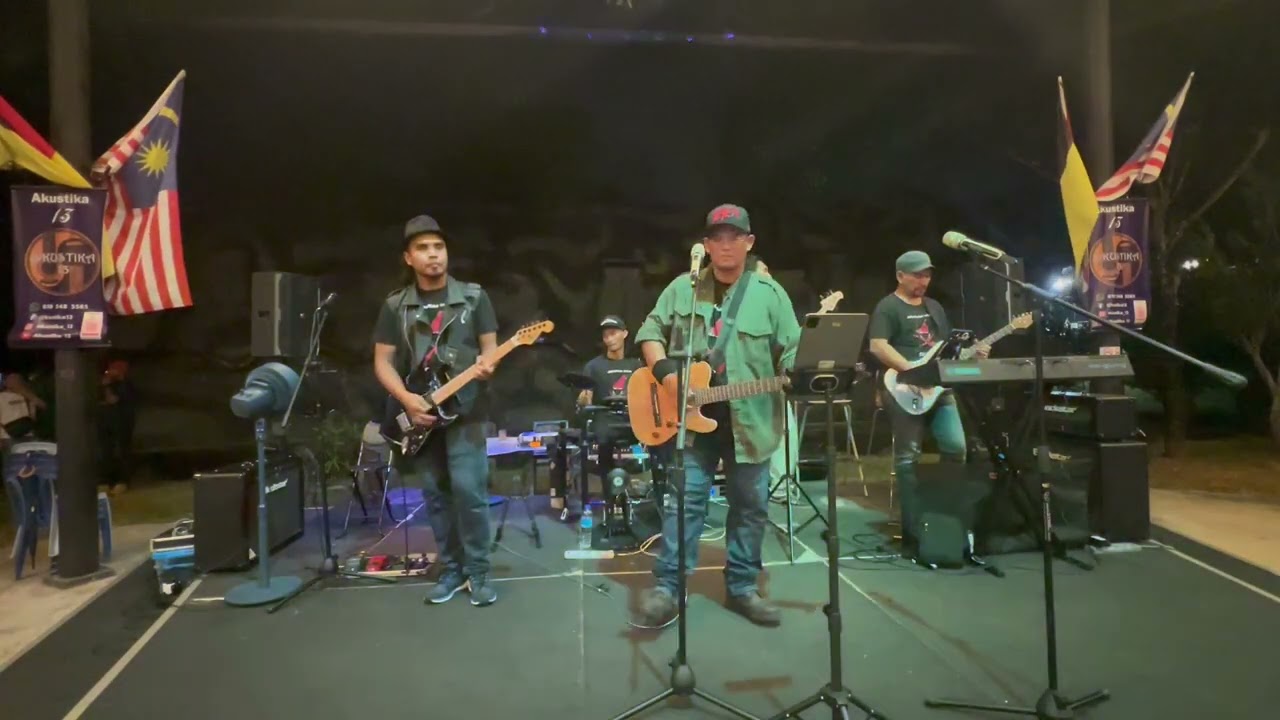 LENA DI ULIT INTAN cover by SERAGAM HITAM band