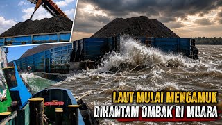 Tongkang Bermuatan Batubara, Langsung Dihajar Ombak Begitu Sampai Muara❗