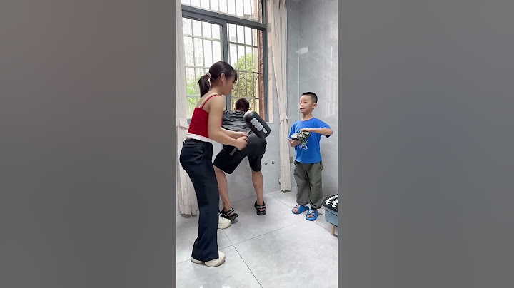 這娘倆太壞了!合起夥來欺負爸爸 #funny#萌娃 #搞笑#cutebaby#shortfeed #trendingshorts