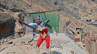 SOBREVIVIENDO UN DÍA COMO CABALLERO DE ADOBE 