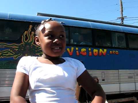 fruit tree tour makes little ones happy