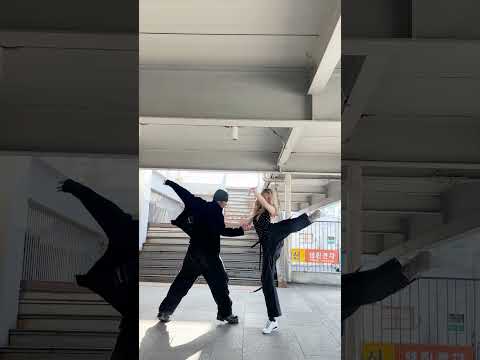 흘러내린 Smile 이 무대 끝 bye💧 thumbnail
