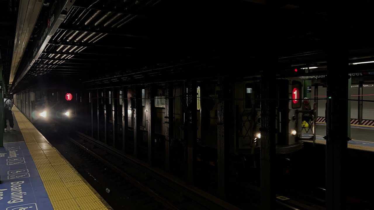Times Square Railing NYCT: R62A #2370/#2360 (1) + Wrong Railing R62A (1) arriving at Times ...