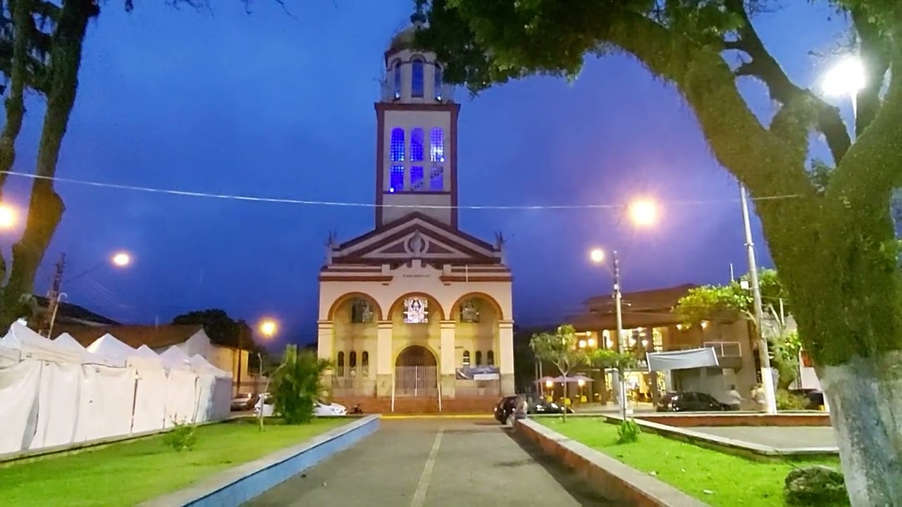 ITANHAÉM-SP PRAÇA DO SUARÃO NA LINDA  PRAIA DO SUARÃO