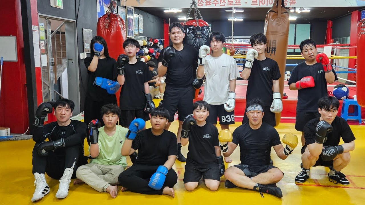 광양복싱클럽/2623화/박관장이랑🐓닥치고운동!🥊7시타임수업!🥊#광양복싱클럽 #정통복싱 #자신감 #스파링 #체력훈련 #권투 #복싱 #boxing