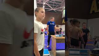 Взвешивание борцов по греко-римской борьбе в Грозном.