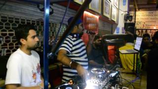 The Crowd Enjoying The Beats Of Dj Faith At The Bombay Bronx - Pune