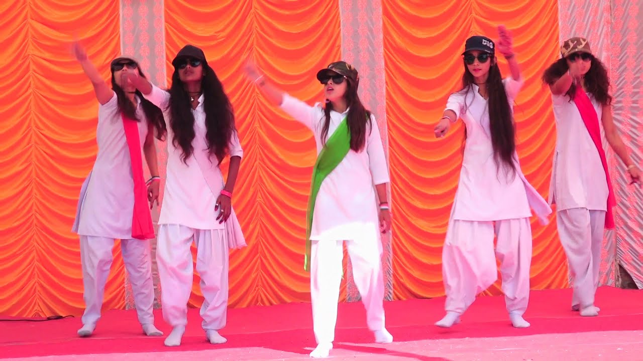 Aye Mere Watan Ke Logo | Super Dance on Desh Bhakti Song | Amardeep School Program 26 Jan 2020