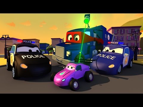 Видео: Трансформер Карл и Полицейские грузовики в Автомобильном Городе| Мультик про грузовички для детей