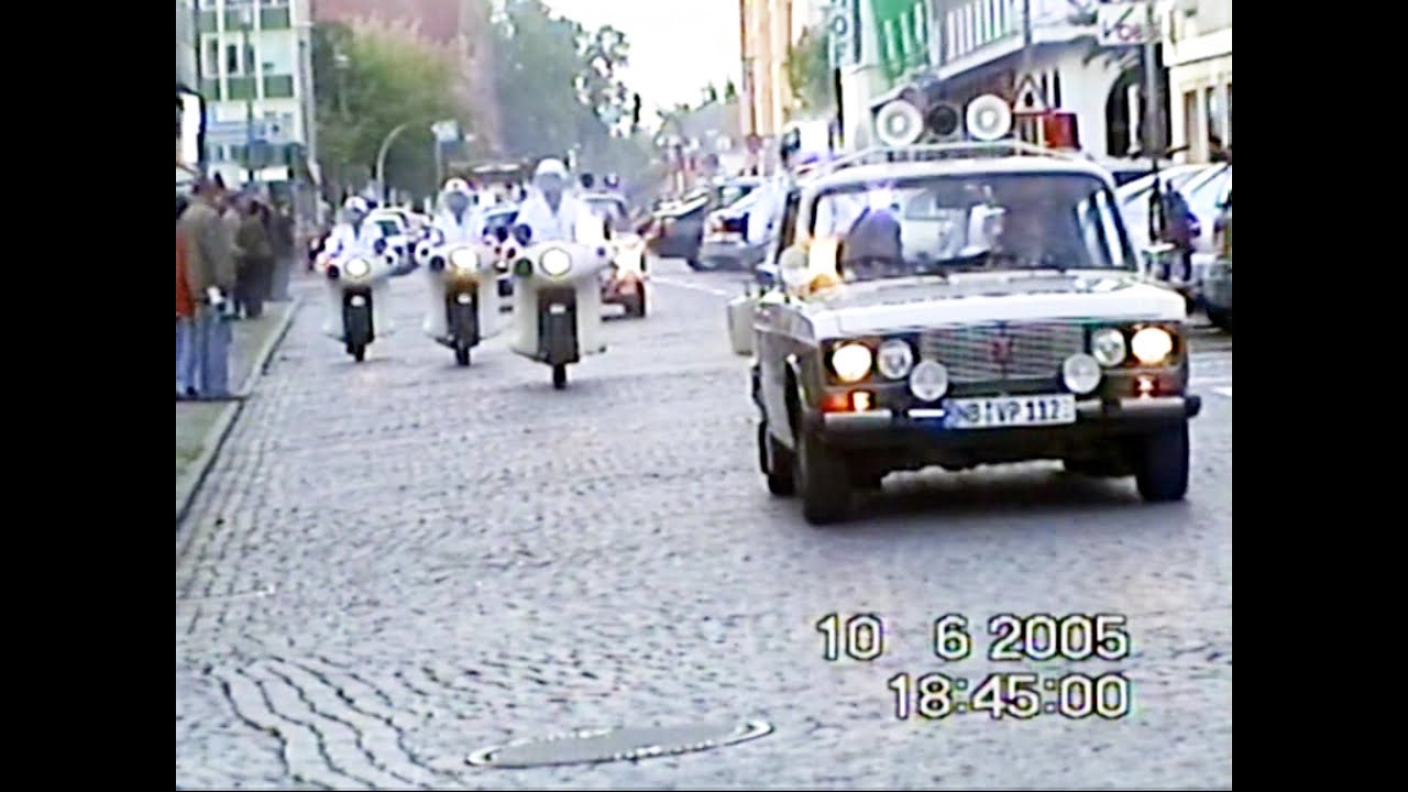 Mit Polizeieskorte im Jahr 2005 durch Neubrandenburg