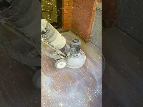 Painted Timber Deck Strip & Refinish with Stain and Clear Coat