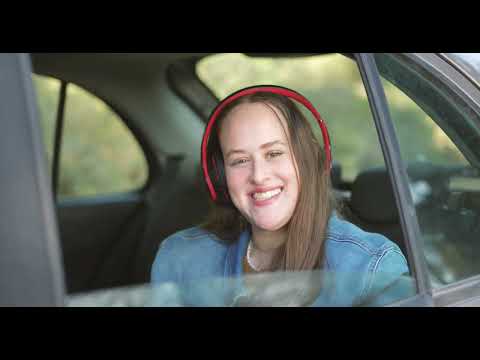 שרה נוימן ורוני זיו לחבק את שרה 