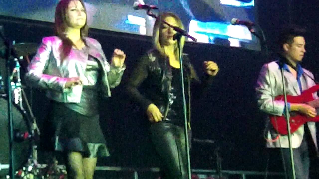 LA BANDA KAÑON LA MINI MINI!