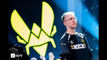 ginger 4k (clutch 1v2) on de_dust2 | CS 2 Highlights