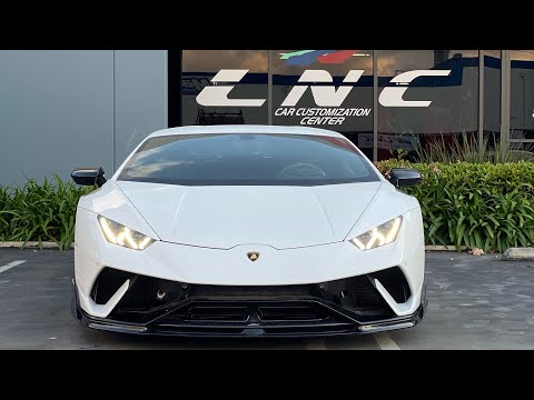 INSTALLING VORSTEINER BODYKIT ON 2019 LAMBORGHINI PERFORMANTE IN 10 MINUTES LIKE THROTL